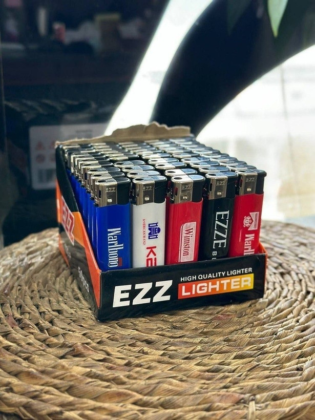 فندک جیبی رنگ ابی ارغوانی
